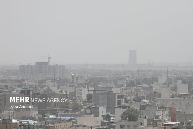 سایه سیاه آلودگی بر آسمان مشهد