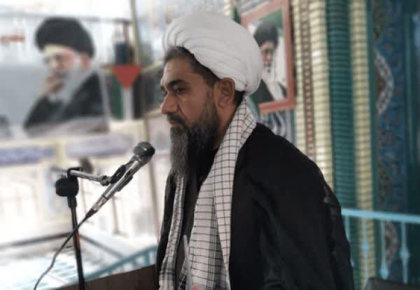 خطیب جمعه بافت: آمریکا به دنبال تسلیم و بلعیدن ایران است