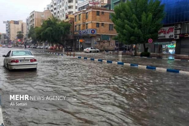 آبگرفتگی در شهرک طلاییه بندرعباس