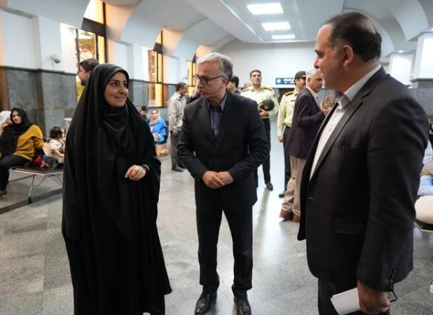 بازدید سرزده وزیر راه از راه آهن تهران