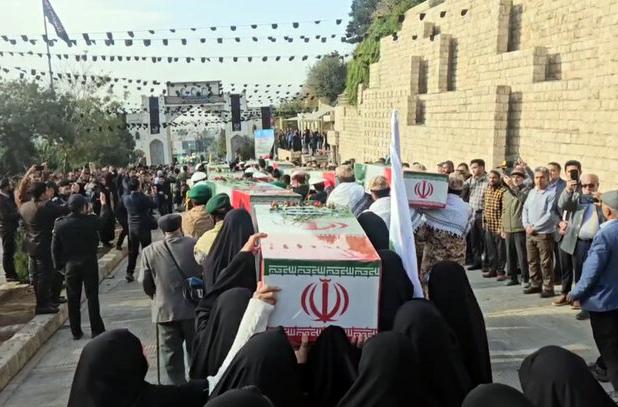 عطر شهیدان در دروازه قرآن شیراز