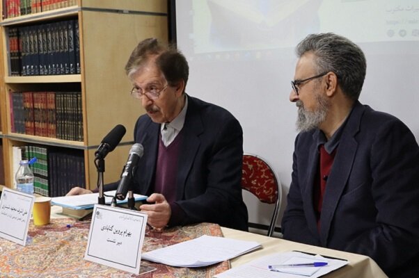 چشمان رودکی ، آدم‌الشعرا را میل کشیدند!