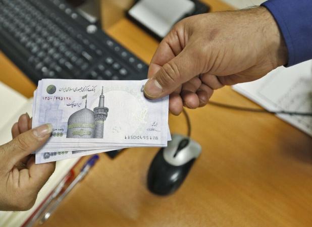 اعطای۳۵۰ میلیارد ریال وام به هنرمندان صنایع‌دستی خراسان رضوی