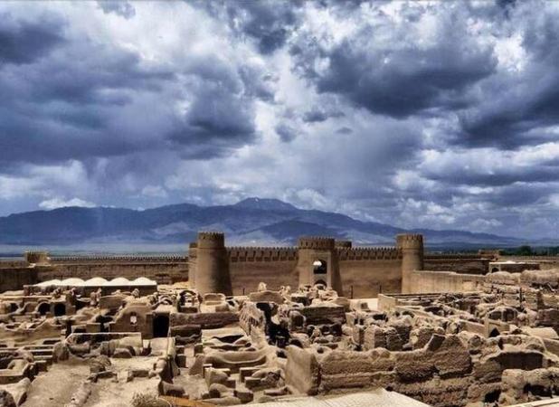 دومین بنای بزرگ خشتی جهان در انتظار توسعه گردشگری