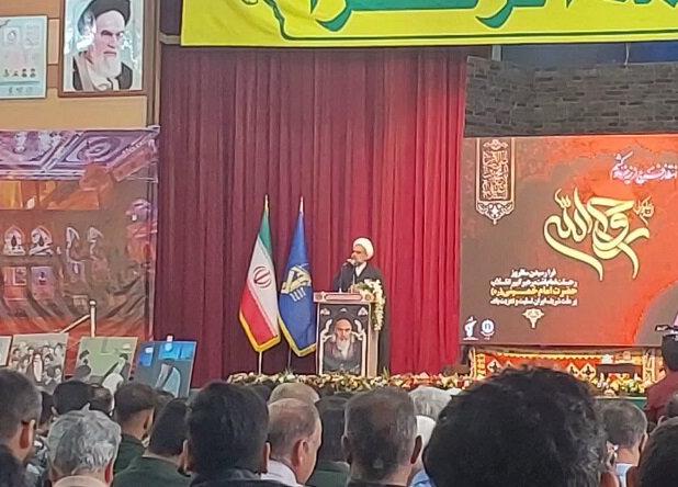 لزوم بازتعریف شخصیت امام خمینی برای نسل جوان