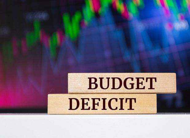 کسری بودجه آمریکا خطر فزاینده برای اقتصاد جهان