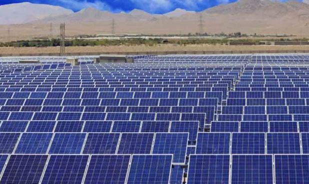 صدور مجوز ۸۵۰۰ مگاوات سرمایه‌گذاری در حوزه انرژی خورشیدی استان کرمان