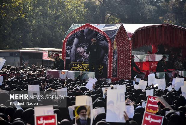 اشک بر مادر سادات، سلام بر بی‌نام‌های آشنا