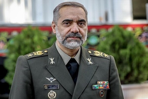 وزیر دفاع عید نوروز را به همتایان خود تبریک گفت