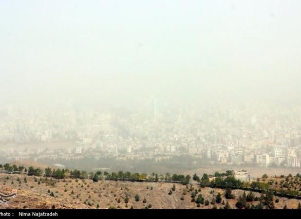 هواشناسی ایران1404/9/4؛تشدید آلودگی هوا؛ 7 شهر در مرز وضعیت "خطرناک"
