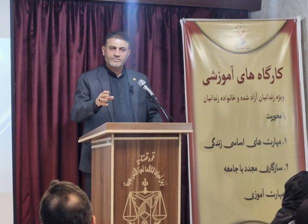 رنجبر: کارگاه‌های مهارت‌آموزی برای زندانیان آزادشده برگزار شد