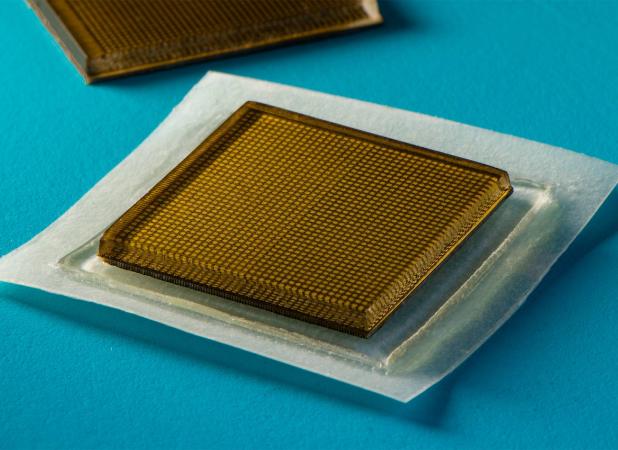 ساخت استیکری که با چسبیدن به پوست، درون بدن را پایش می‌کند