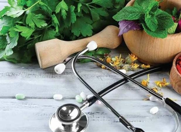 طب سنتی ستون سلامت و تندرستی است