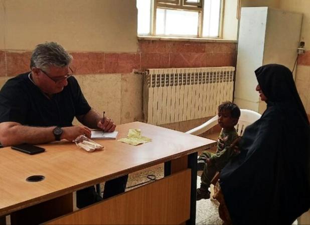 فرماندار رودان: شرایط فعلی درمانگاه بیکاه در شأن مردم نیست