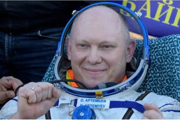 فضانورد روسی از ماموریت فضایی اخراج شد