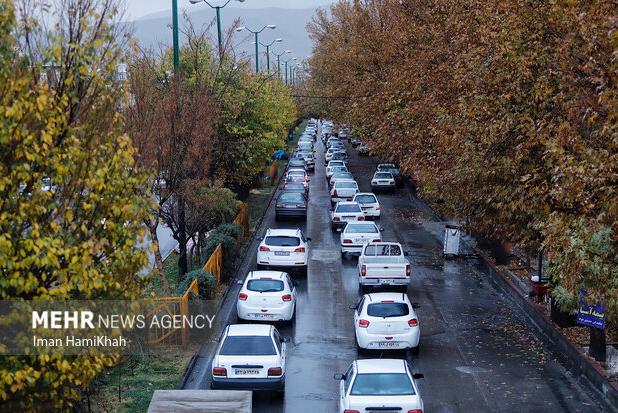 تردد در محورهای شمالی روان است/ بارش باران در جاده‌های ۹ استان