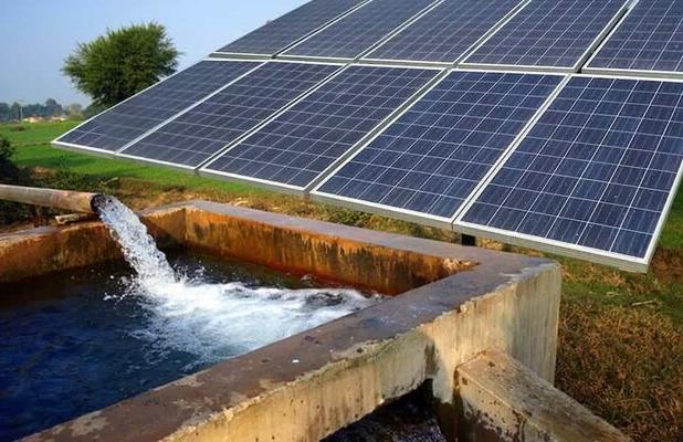 تجهیز ۸۸۹ چاه آب کشاورزی مشهد به نیروگاه خورشیدی