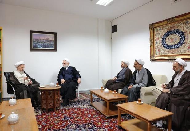 محسنی اژه‌ای: رسیدگی به معیشت مردم، یک اصل اولویت‌دار است