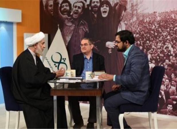 برنامه «ثریا» از کنداکتور شبکه یک حذف شد!