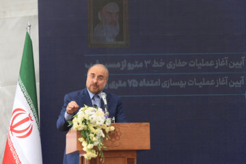 در حوزه مسایل شهری نگاه سیاسی نداشته باشیم 