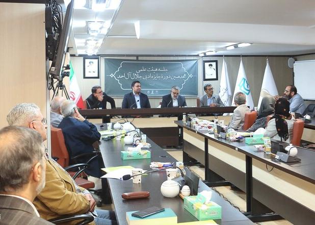 نقد ادبی ستون پویایی فرهنگ است