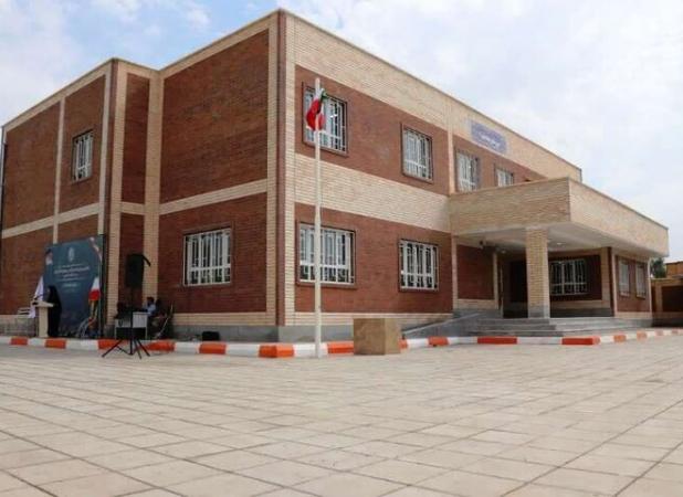 همکاری مردم و مدرسه؛ کلید عبور از بحران مالی آموزش‌وپرورش