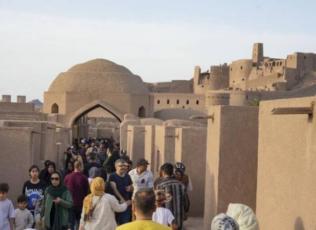 توسعه گردشگری بم باتمرکزبراقامتگاه‌های سنتی