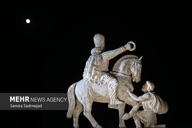 عباسپور:«در مقابل ایران زانو می‌زنید»؛آموزش غرور ملی برای نسل جوان است