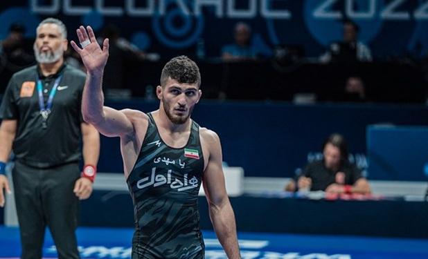 مسابقات جهانی کشتی آزاد| ادامه شکست ناپذیری باروز مقابل ایرانی‌ها/ نخودی طلسم را نشکست و نقره گرفت