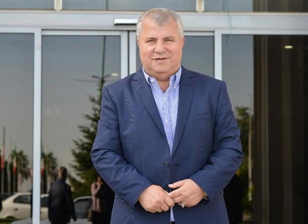 مخالف خصوصی‌سازی استقلال و پرسپولیس هستم