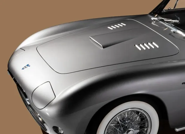 این خودروی کلاسیک خوش‌تراش‌ترین اسپرت سال شد!