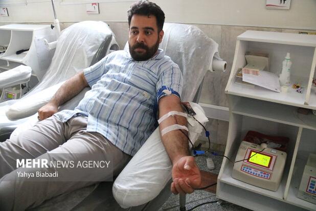 میزان دفعات اهدای خون در سال بین ۳ الی ۴ مرتبه است