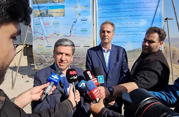 امامی یگانه: ۳ کیلومتر از ریل‌گذاری راه‌آهن اردبیل باقی مانده است