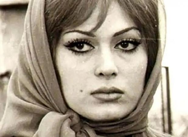 «آذر شیوا» با سبیل و در ۲۵ سالگی؛ سال ۱۳۴۴