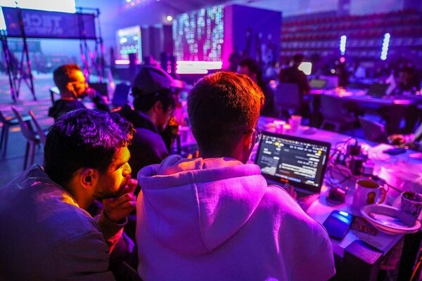 آغاز فراخوان پذیرش دانشجوی فناور در دانشگاه آزاد 