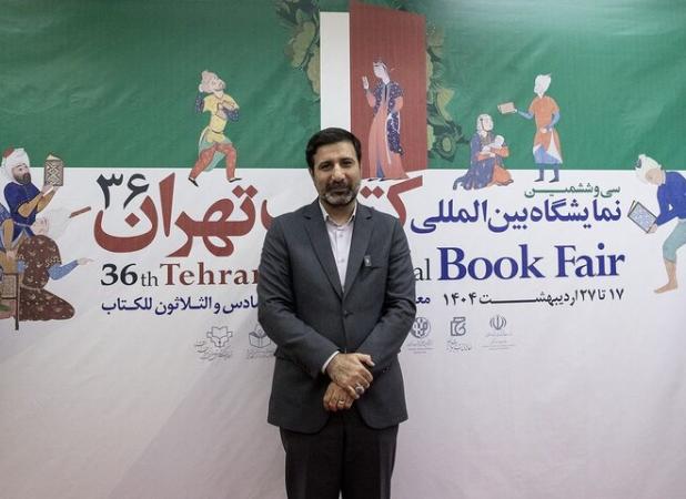 سخنگو شورای نگهبان در نمایشگاه کتاب هم خواستار مطالعه قانون اساسی شد