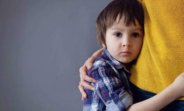 خبرهای ناگوار چه بلایی بر سن کودکان می‌آورد؟