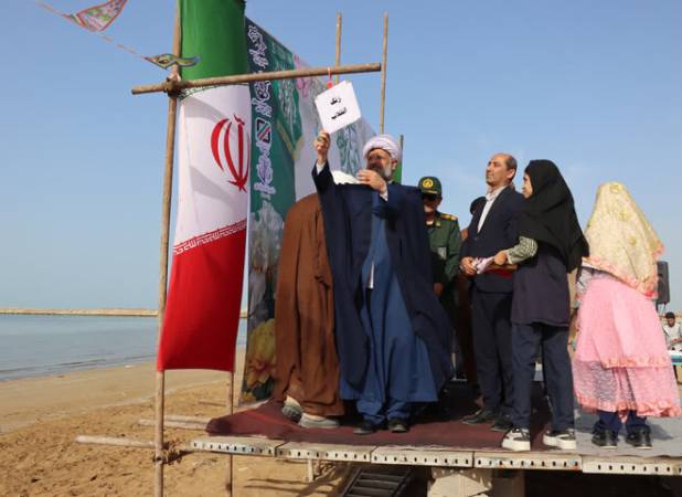 زاهددوست: انقلاب اسلامی با اقتدار در برابر جنگ نرم دشمن ایستاده است