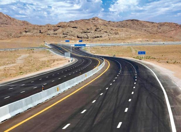 اتوبان کرمان- باغین تبدیل به آزاد راه می شود