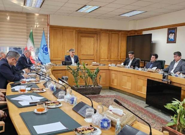 فرزین: فروش دارایی‌های بانک سابق آینده اولین اولویت است