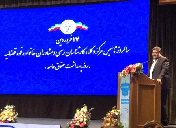 آموزش‌های تخصصی عمومی حقوقی برای همه مردم کشور داشتیم