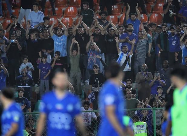 اکبرپور: انسجام تیمی در استقلال از بین رفته است/ بازی ندادن به آدان اشتباه بود