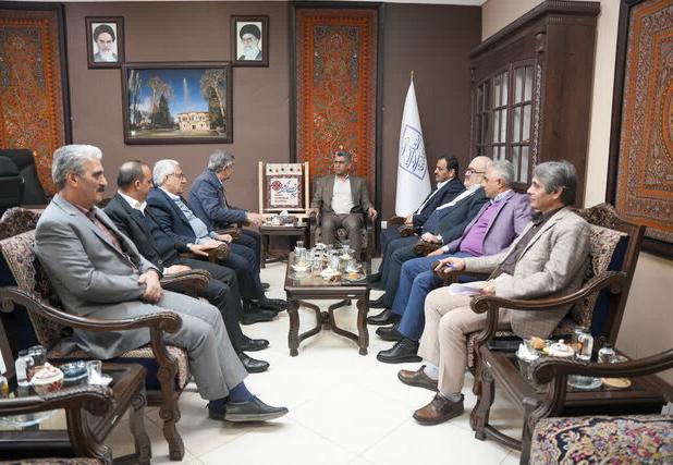 مدیرکل میراث‌فرهنگی استان: رفع چالش‌های هتلداران، مسیر توسعه گردشگری کرمان را هموار می‌کند