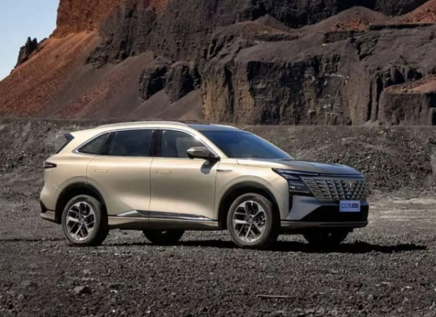 چانگان CS۷۵ پلاس جدید به روسیه رسید