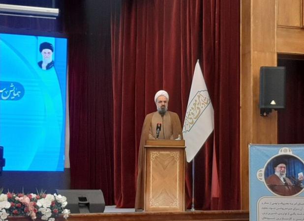 طاهری آکردی: نظارت همگانی مسئولانه، راه حل مشکلات کشور است