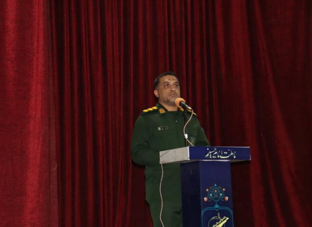 فرمانده سپاه دیر: حافظان قرآن الگوی رفتاری در جامعه هستند