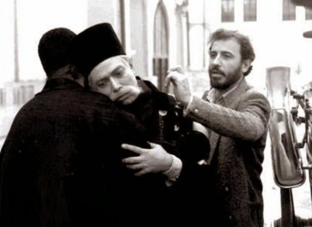 امتزاج تاریخ، اندیشه و شعر در قاب دوربین علی حاتمی؛ جستجوی هستی‌شناختی