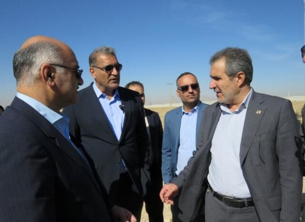 برنامه وزارت صمت برای تأمین ۵۰ درصد برق شهرک‌های صنعتی از انرژی خورشیدی