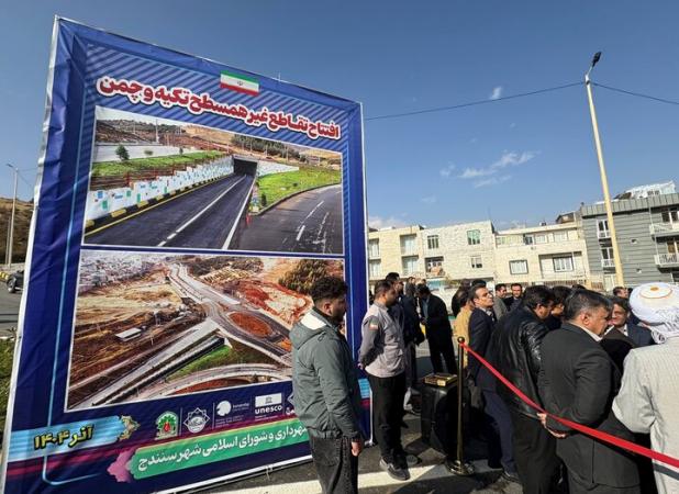 رشیدی: تقاطع تکیه و چمن دسترسی به نقاط گردشگری سنندج را تسهیل می‌کند