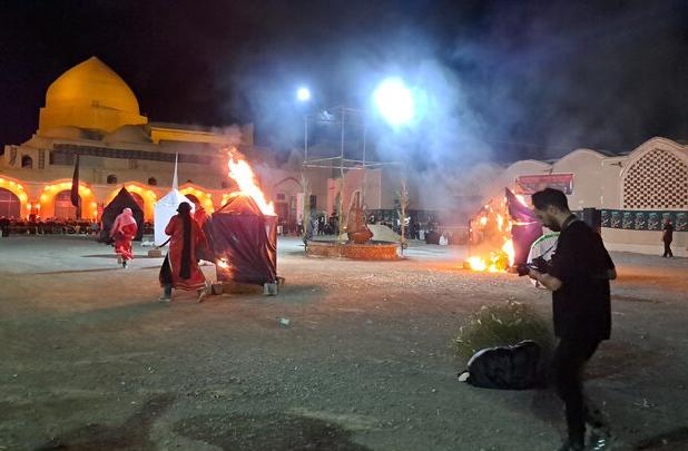 خیمه‌سوزان و شام غریبان در جوار مسجد جامع اردستان